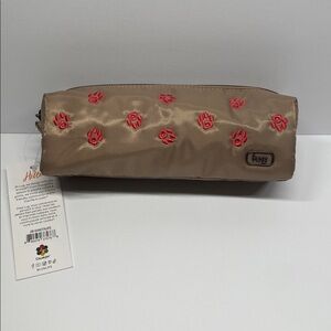 NWT Lug Embroidered Jib-Sand Taupe